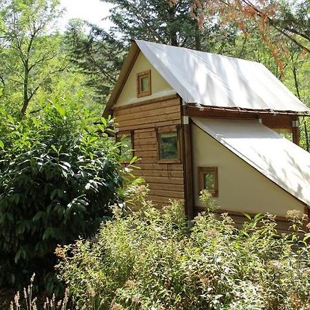 Hotel Camping La Charderie Pont-de-Labeaume Zewnętrze zdjęcie