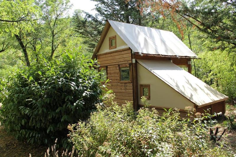 Hotel Camping La Charderie Pont-de-Labeaume Zewnętrze zdjęcie