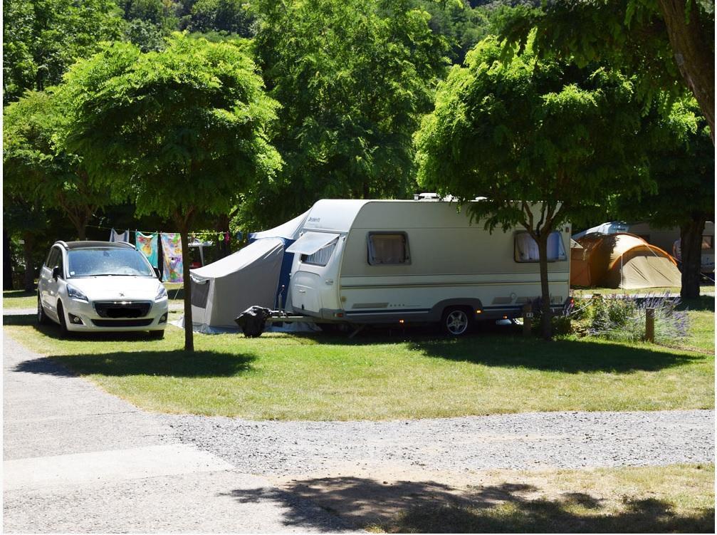 Hotel Camping La Charderie Pont-de-Labeaume Zewnętrze zdjęcie