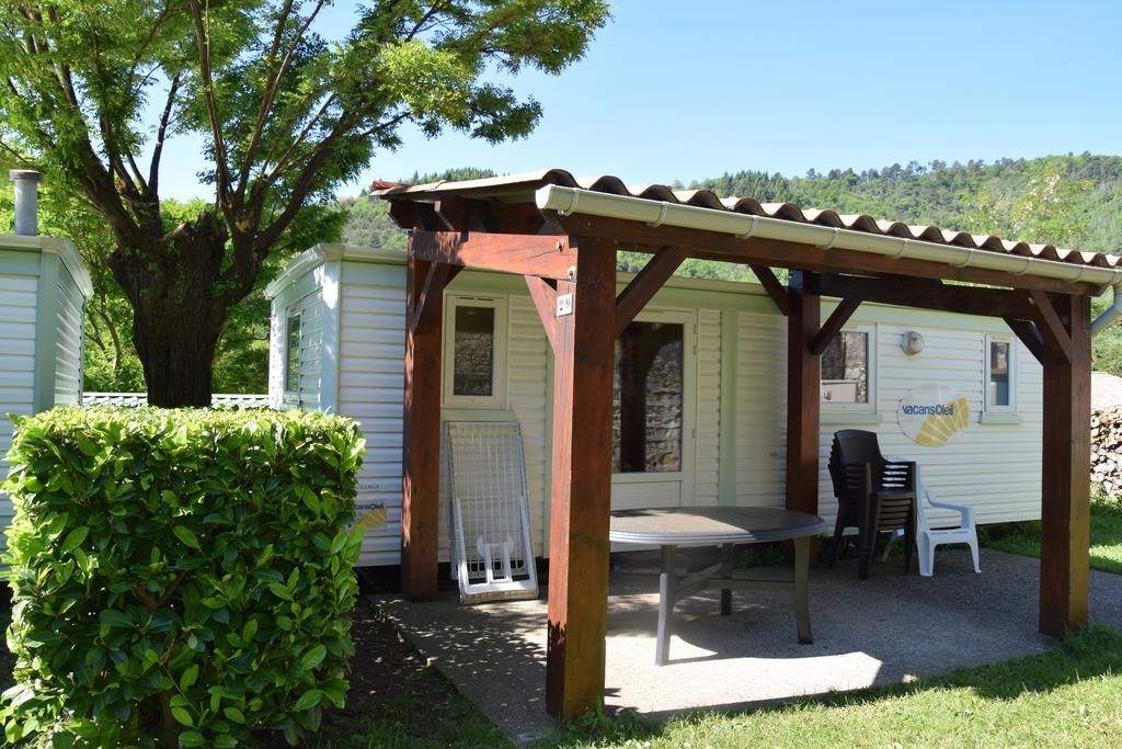 Hotel Camping La Charderie Pont-de-Labeaume Zewnętrze zdjęcie